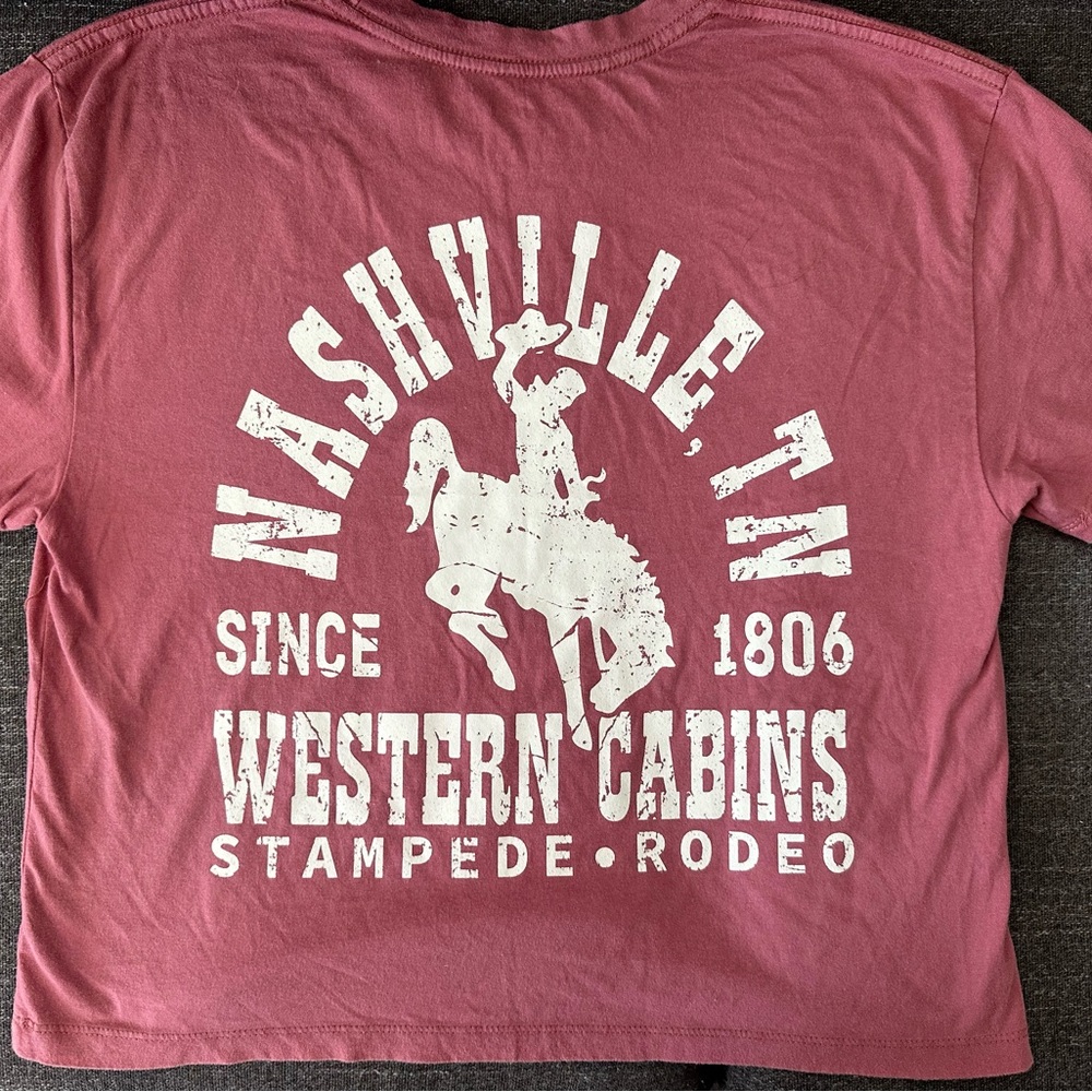 Women’s Pink Graphic Crop T-Shirt
